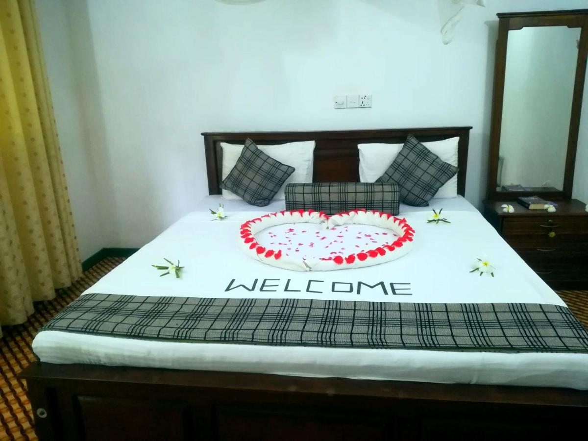Lakmal Homestay ,10 Minutes To Sigiriya Rock エクステリア 写真